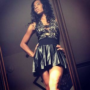 Meet your Posher, Crystal